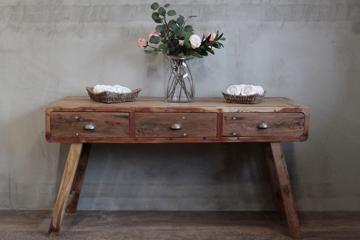 Console Table - Recycled Teak Wood - 150x50x80cm. Product code: ACShop-02