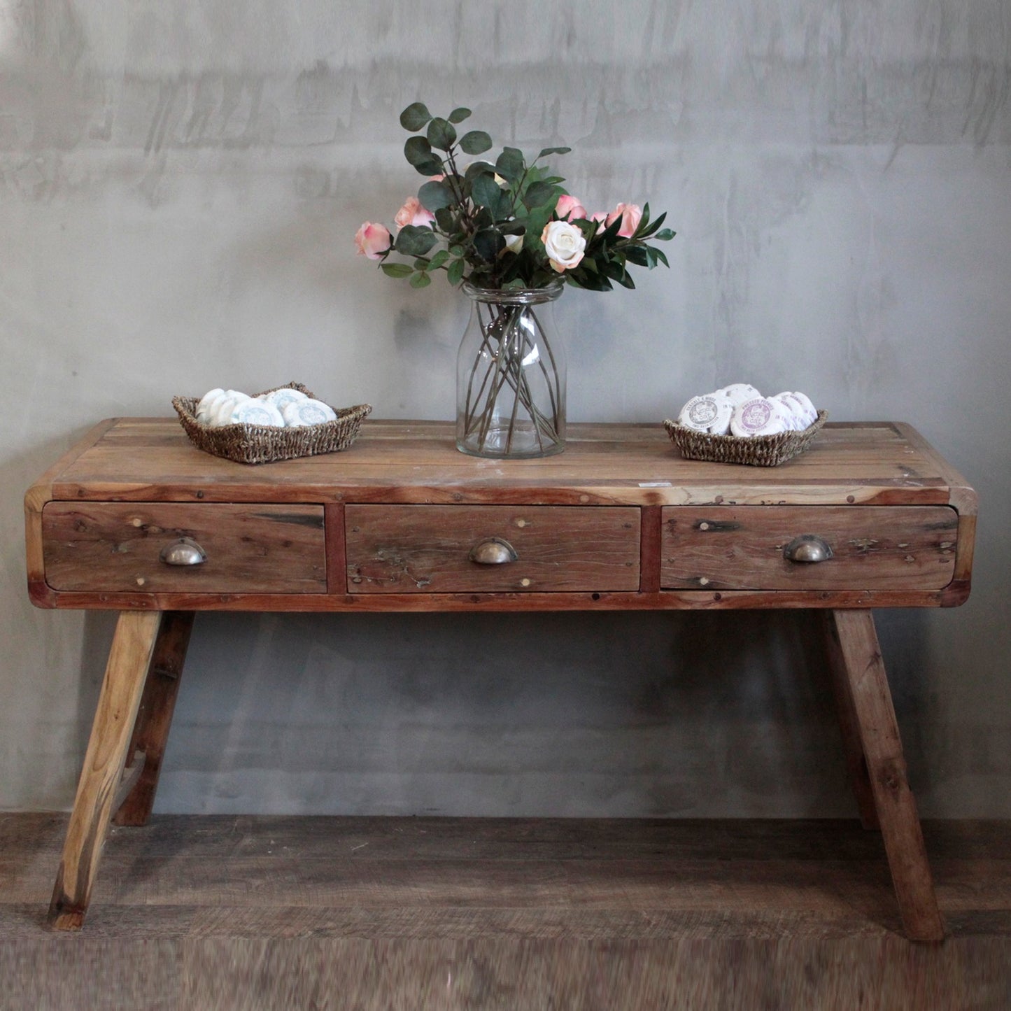 Console Table - Recycled Teak Wood - 150x50x80cm. Product code: ACShop-02