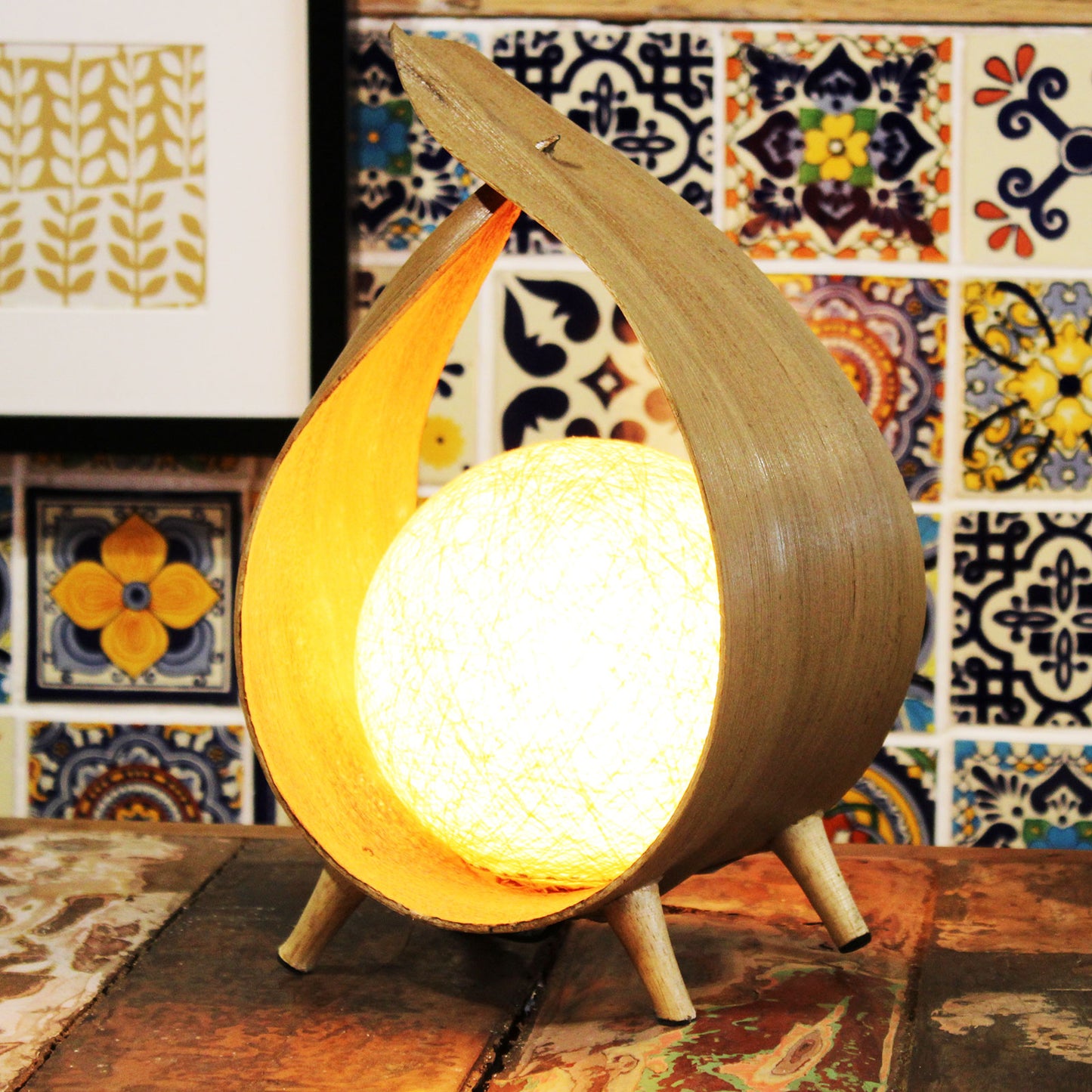 Natural Coconut Lamp - Natural Loop. Product Code: NCL-02